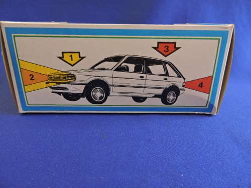 Corgi MG Maestro 1600  AUSTIN ROVER GROUP with working head and rear lights  MIB ...