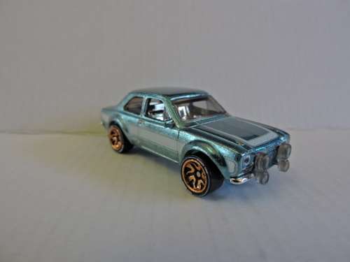 Hot Wheels FORD Escort RS1600 ( LIMITED id Collectable )...