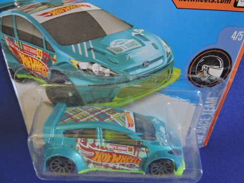 Hot Wheels FORD Fiesta ( Hotwheels Sea Blue ).