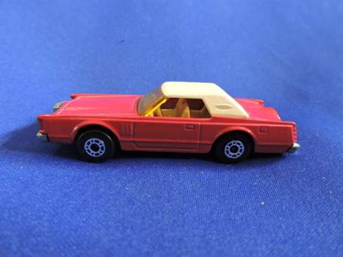 Matchbox Superfast 28 LINCOLN CONTINENTAL Mk V Lesney like Hot Wheels ....