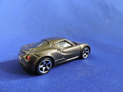 Matchbox MB 905 ALFA ROMEO 4C Mint In Box  like Hot Wheels ....