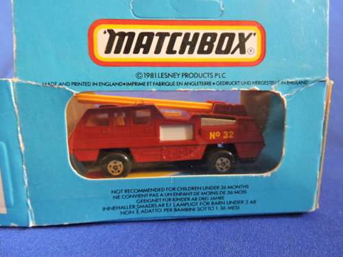 Matchbox Superfast MB 22 Blaze Buster FIRE ENGINE 32 Labels (RARE)  by Lesney  like Hot Wheels....