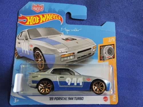 Hot Wheels PORSCHE 944 TURBO ( Blue and Grey 944 )