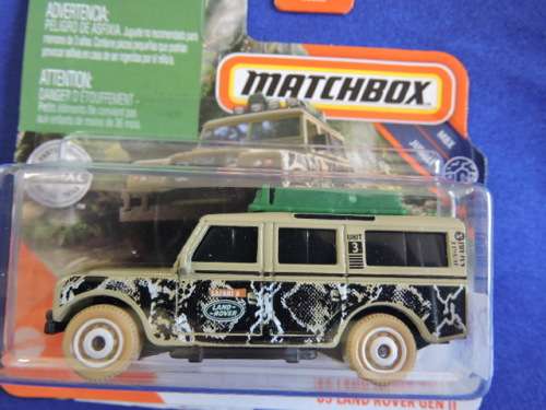 Matchbox LAND ROVER GEN 11 ( Camo Grey Green roof rack ) Like Hot Wheels.....