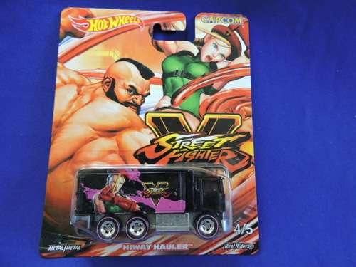 Hot Wheels HIWAY HAULER 5/5 ( Capcom STREET FIGHTER ) with real rider tyres .......