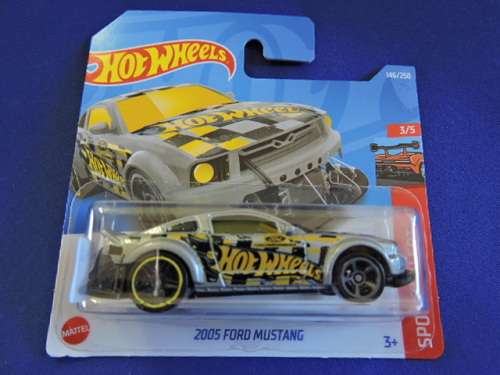 Hot Wheels FORD MUSTANG ( HW Silver )