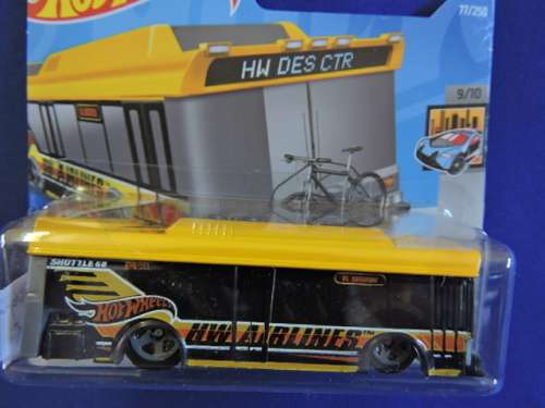 Hot Wheels AIN`T FARE Bus ( HW Airlines ) Short Card .