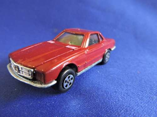 Lintoy Mercedes Benz 350 SL ( Red - Mint in box ) Like Hot wheels and Matchbox