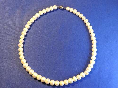 PEARL Necklace with matching Bracelet