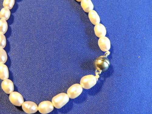 PEARL Necklace with matching Bracelet