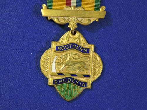 MASONIC MEDAL JEWEL  RAOB Southern Rhodesia with enameling Free Mason Item