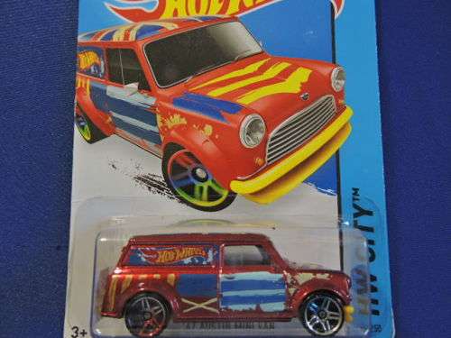 Hot Wheels AUSTIN MINI VAN ( Union Jack )