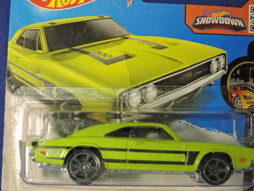 Hot Wheels  DODGE CHARGER 500 ( Lime Green )