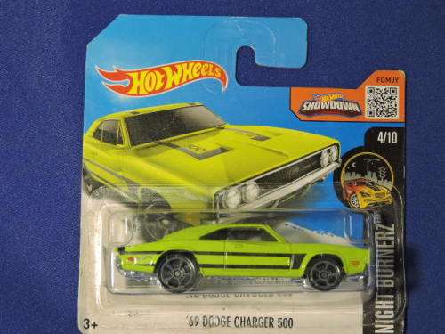 Hot Wheels  DODGE CHARGER 500 ( Lime Green )