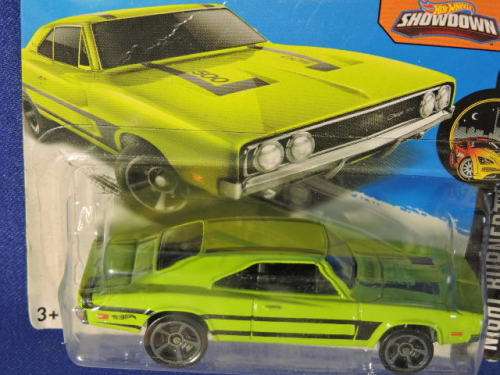 Hot Wheels  DODGE CHARGER 500 ( Lime Green )