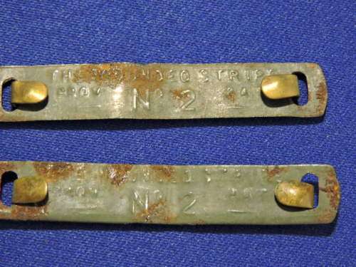 Military item  THE WOUNDED STRIPE in metal No 2 version ( Pair )