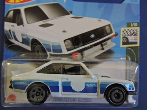 Hot Wheels Ford Escort RS2000 ( White no # )