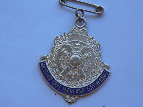 Western Cape Highland Gathering BADGE with enameling Like medal  D32