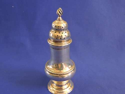 Hallmarked Sterling Silver Caster Sugar Shaker LONDON 1770