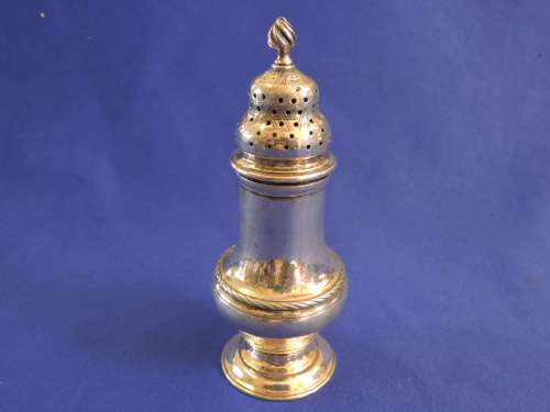 Hallmarked Sterling Silver Caster Sugar Shaker LONDON 1770