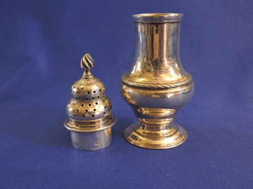 Hallmarked Sterling Silver Caster Sugar Shaker LONDON 1770