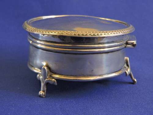 Hallmarked Sterling Silver lidded trinket box Birmingham 1922