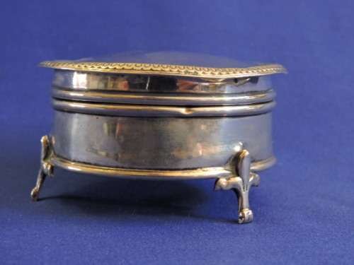 Hallmarked Sterling Silver lidded trinket box Birmingham 1922