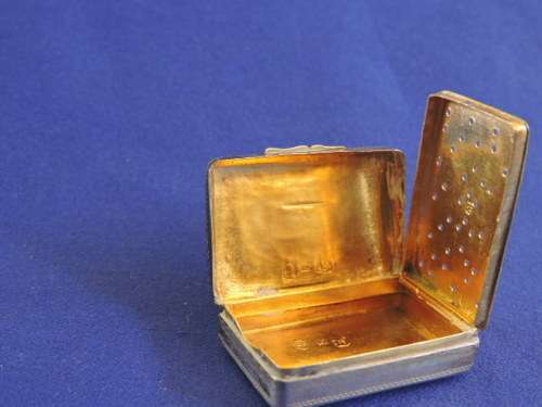Hallmarked Sterling Silver Vinaigrette  Maker: TW  Birmingham 1827