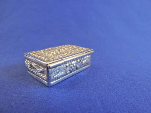 Sterling Silver Pill box with 925 Hallmark