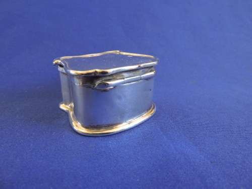 Hallmarked Sterling Silver Ring / Trinket box