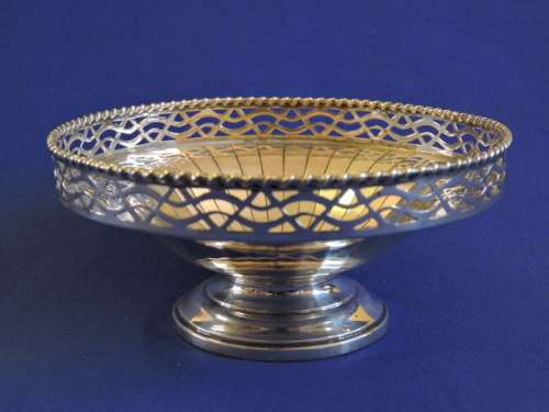 Hallmarked Sterling Silver Short Tazza / Footed Bowl Birmingham 1946