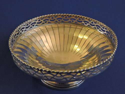 Hallmarked Sterling Silver Short Tazza / Footed Bowl Birmingham 1946