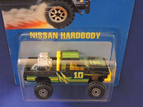 Hot Wheels NISSAN Hardbody 4x4 Truck  ( Black #10 ) Like Datsun