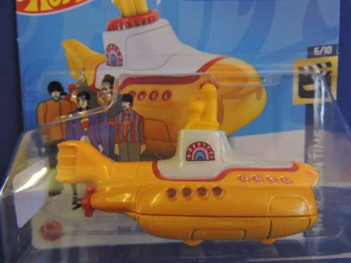 Hot Wheels THE BEATLES YELLOW SUBMARINE ( Yellow ) 127/250 card