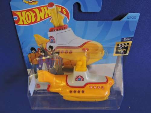 Hot Wheels THE BEATLES YELLOW SUBMARINE ( Yellow ) 127/250 card