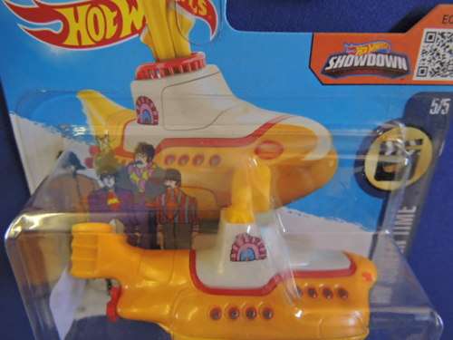 Hot Wheels THE BEATLES YELLOW SUBMARINE ( Yellow ) 225/250 card Early version