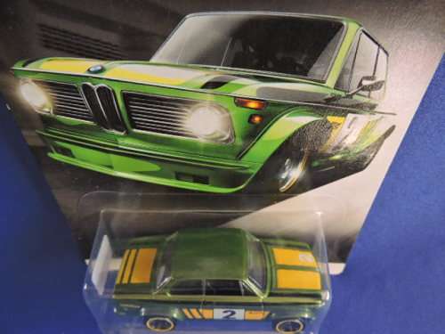 Hot Wheels BMW 2002 ( Green #2 ) Card 4/8