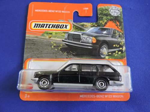 Matchbox MERCEDES BENZ W123 WAGON  ( Black ) Like Hot Wheels