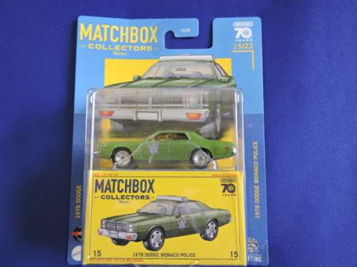 Matchbox 15 Dodge Monaco Police  Mint in Box ( Green ) Like Hot Wheels