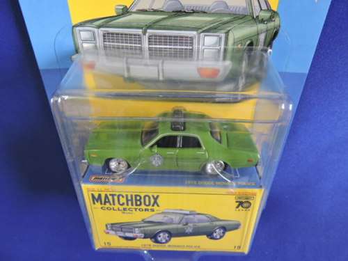 Matchbox 15 Dodge Monaco Police  Mint in Box ( Green ) Like Hot Wheels
