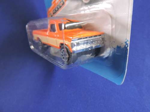 Maisto FORD F-150 Pick Up  ( Orange ) Like Hot Wheels