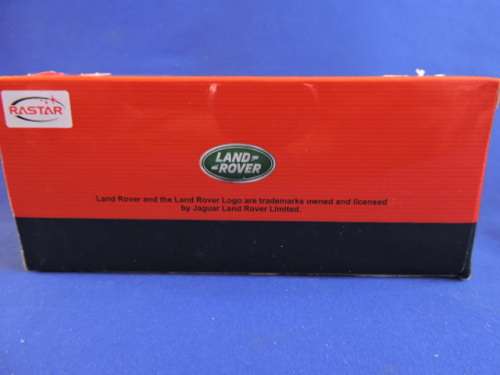 Land Rover Discovery 3 Mint in Box  Scale 1/43 ( Black )