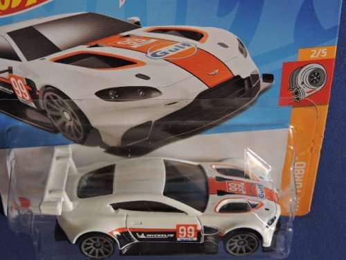 Hot Wheels ASTON MARTIN VANTAGE GTE  ( GULF  White #99  )