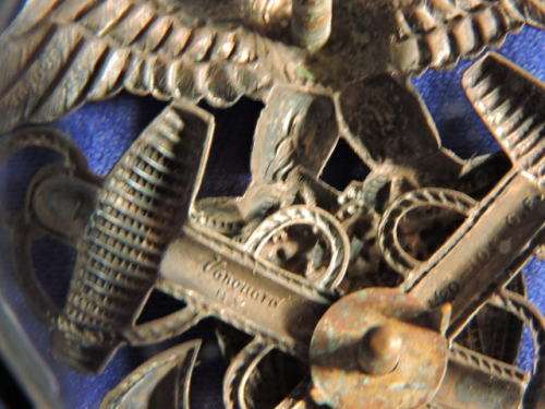WW II NAVY USN OFFICER`S VANGUARD 1/20 10KT GOLD FILLED & STERLING SILVER BADGE Military Item.
