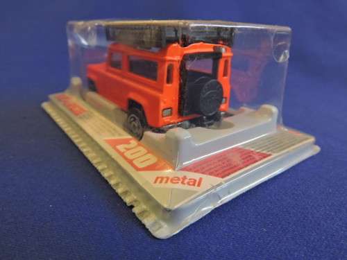 Majorette LAND ROVER 90 ( Orange ) like Hot Wheels