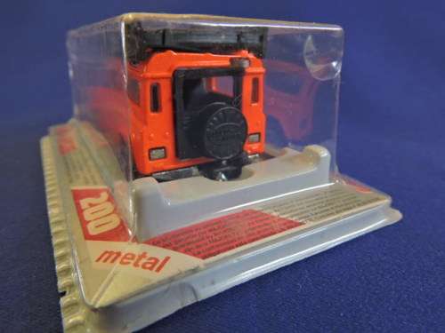 Majorette LAND ROVER 90 ( Orange ) like Hot Wheels