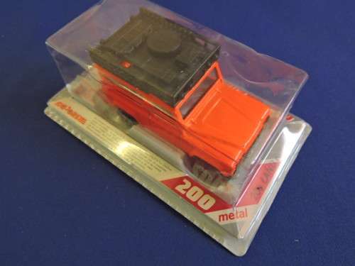 Majorette LAND ROVER 90 ( Orange ) like Hot Wheels