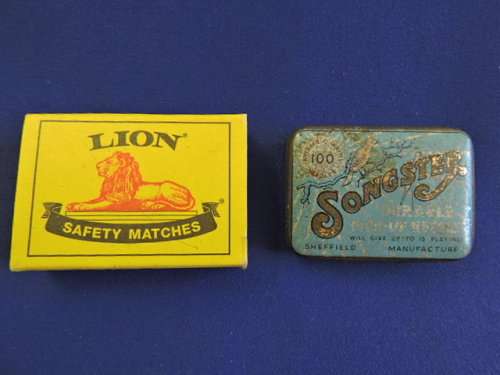 Vintage SONGSTER Needle Tin  Gramophone needle tin