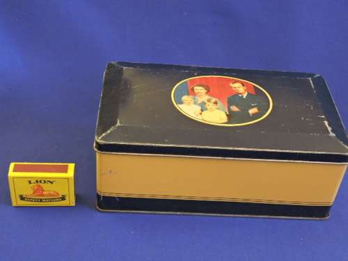 Vintage JOKO Tea Tin Blik  Queen Elizabeth coronation June 1953