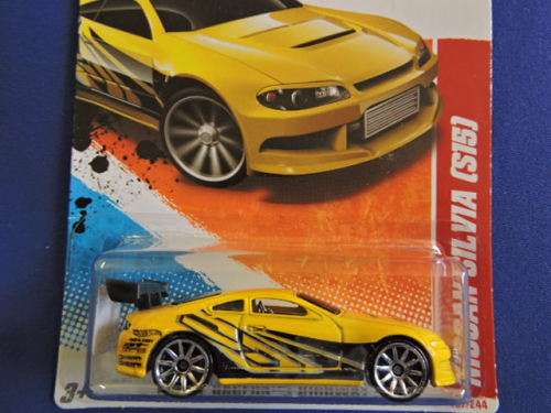 Hot Wheels NISSAN Silvia S15 ( Yellow ) Like Datsun